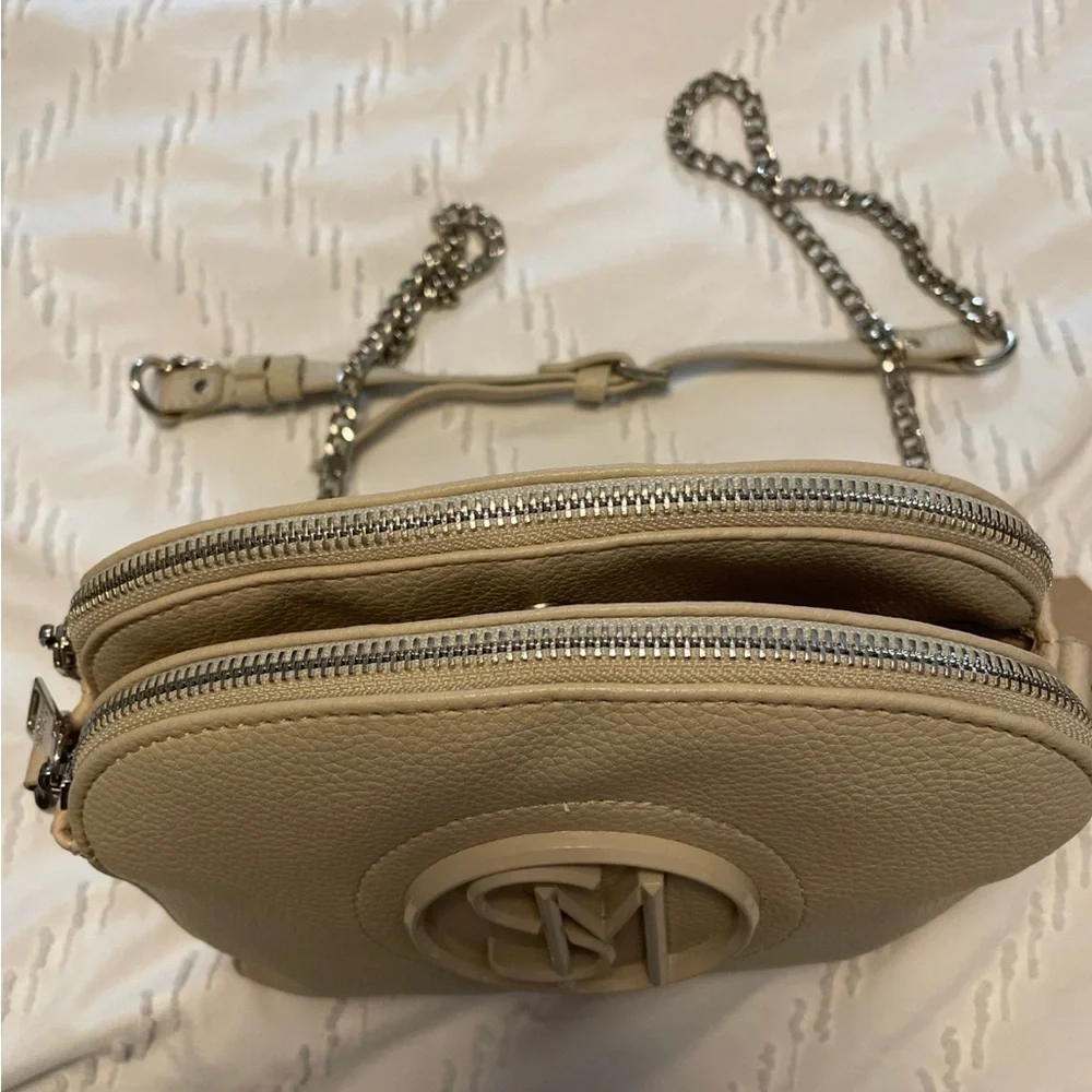 Steve Madden BMORA Adjustable Crossbody Purse beautiful shade - Picture 5 of 11